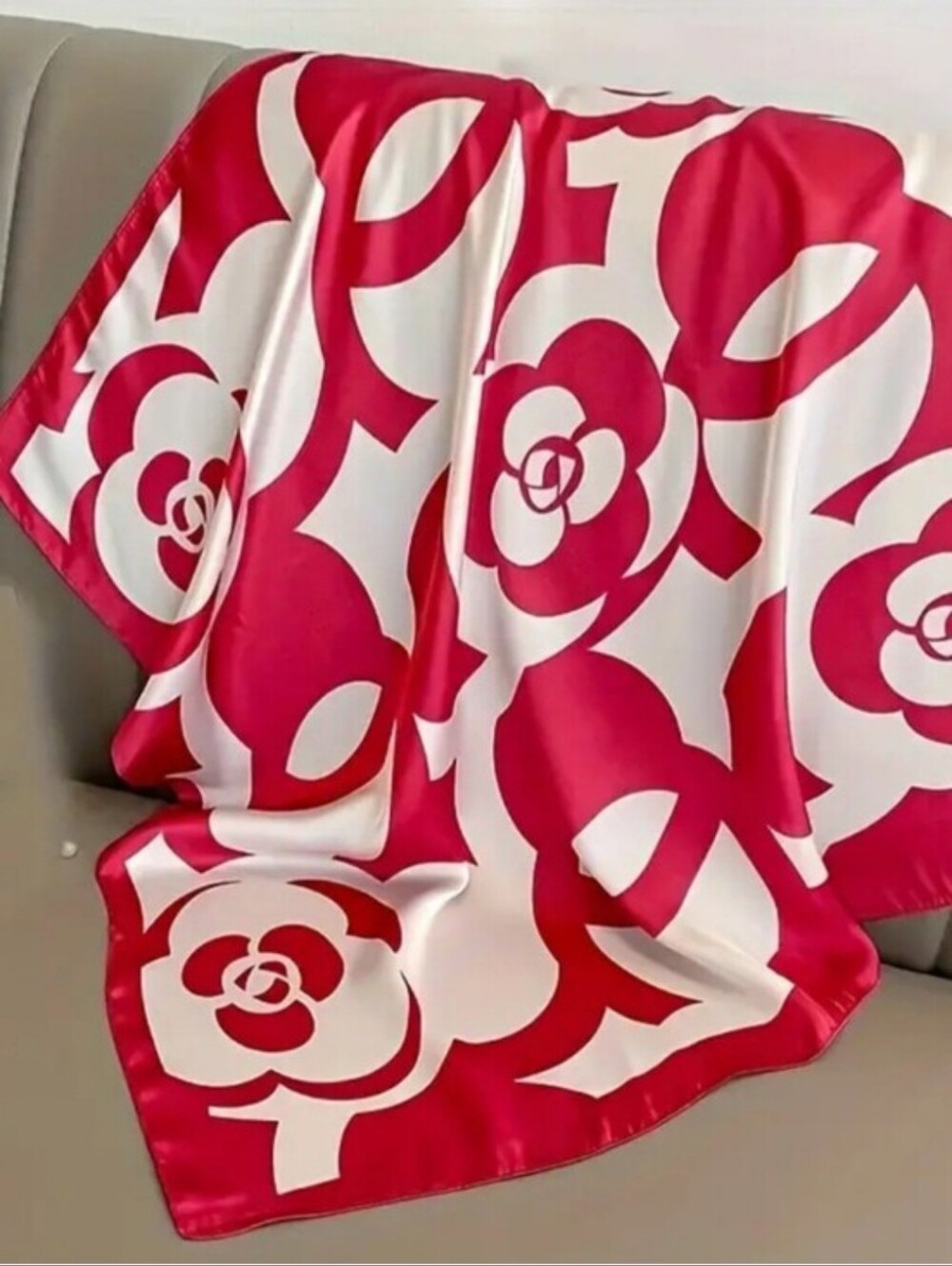 Elegant Floral Silk-Feel Scarf in Red and White